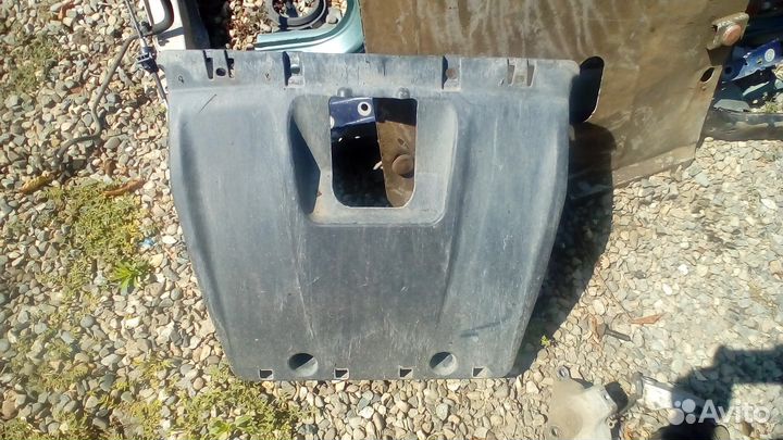 Защита днища багажника хонда аккорд 7