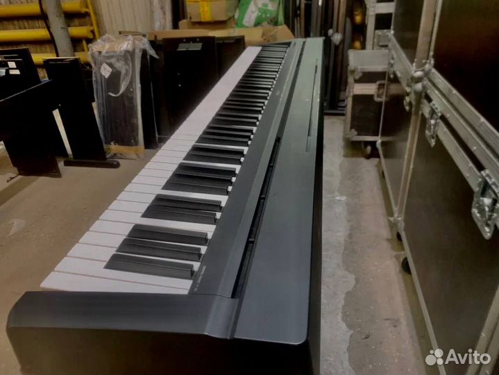Цифровое пианино Yamaha P-35 в аренду