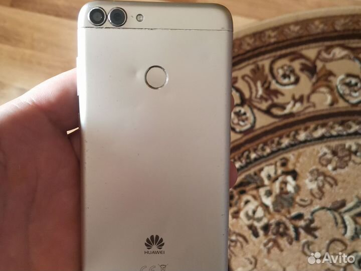 HUAWEI P Smart (2019), 3/32 ГБ