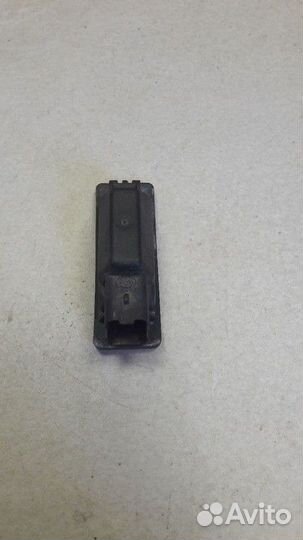 Фонарь подсветки номера Nissan Primera