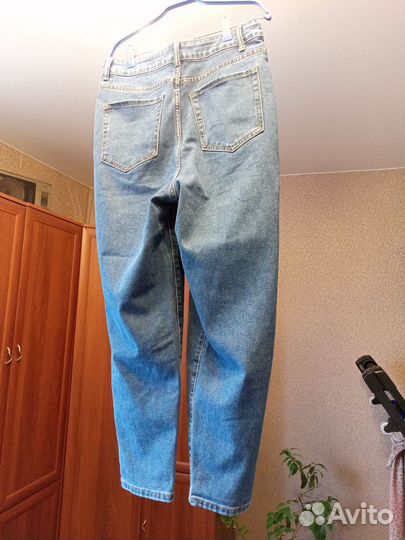 Джинсы женские