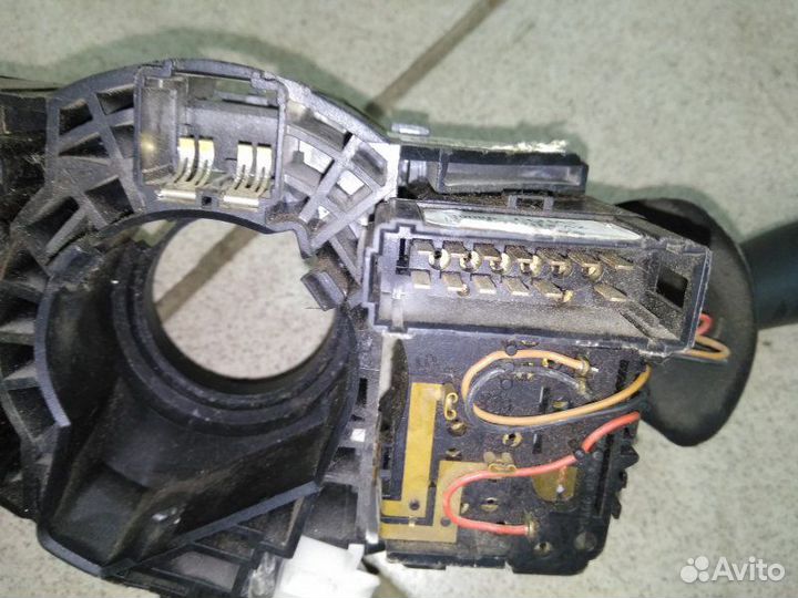 Подрулевой переключатель Renault Laguna 2001