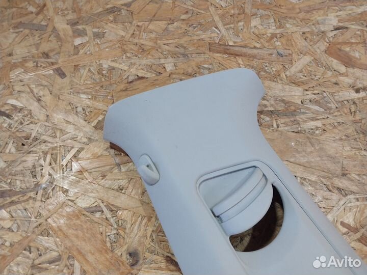 Обшивка левой стойки Volkswagen Polo 5 верхняя