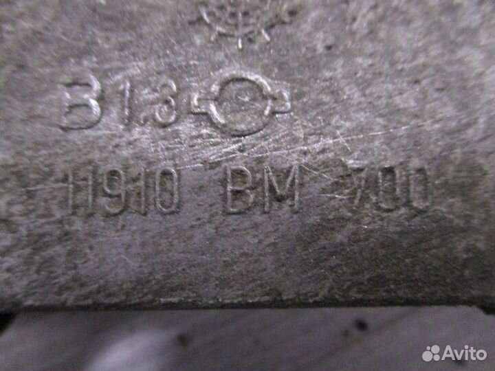 Кронштейн генератора Nissan Primera 1.8 2003