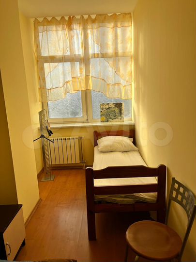 Комната 20 м² в 4-к., 4/10 эт.