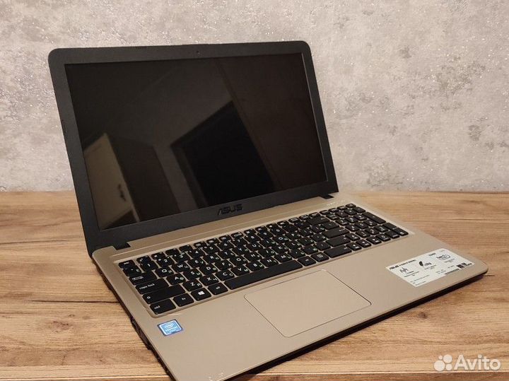 Ноутбук asus X540S