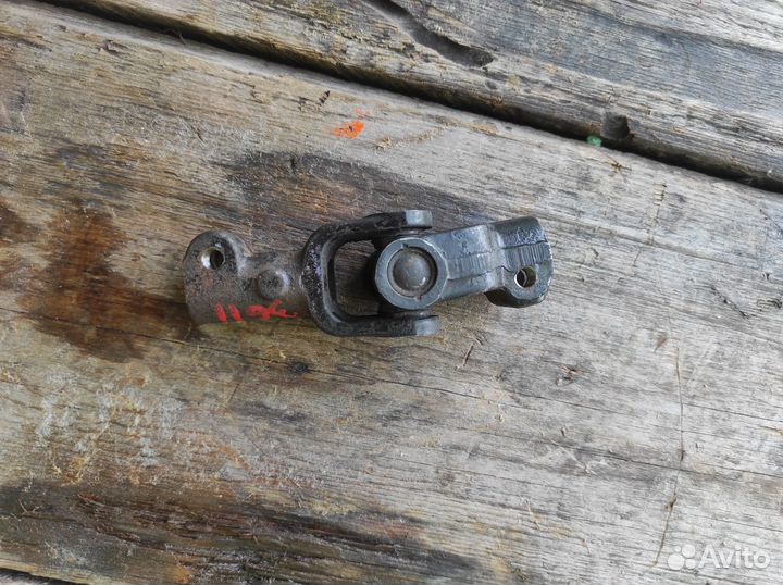 Рулевой карданчик Toyota Carina CT170