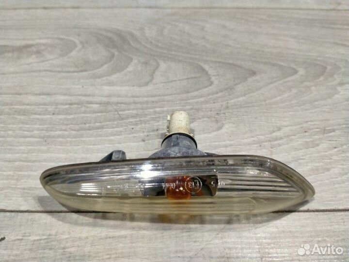 Поворотник в крыле левый Bmw 530I E61 N52N 3.0