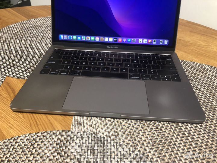 Apple macbook pro 2017 retina