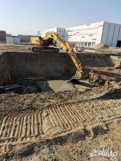 Экскаватор в аренду