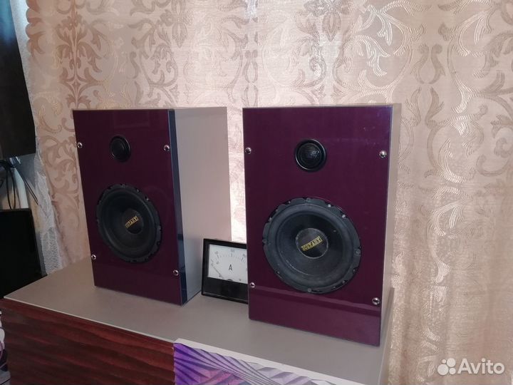 Полочная акустика