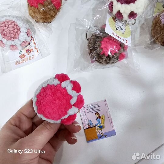 Вязаные брелок 