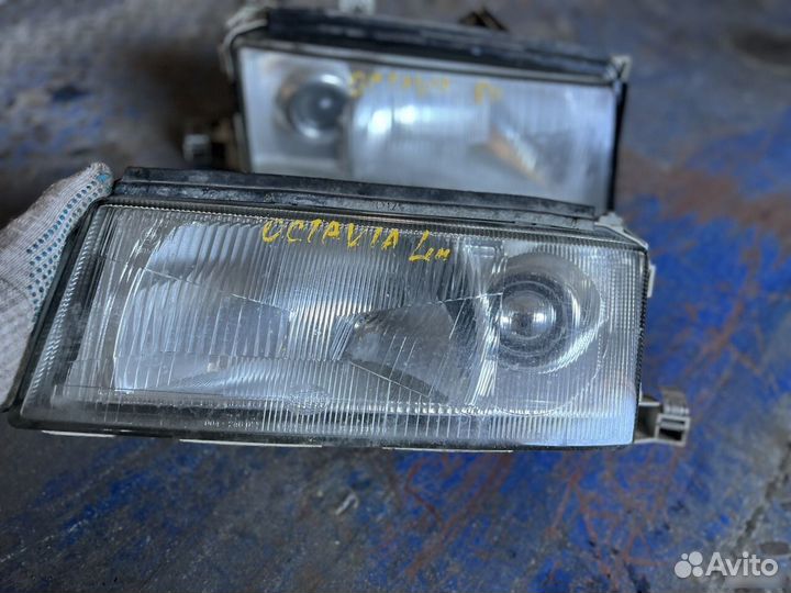 Фара Skoda Octavia A4