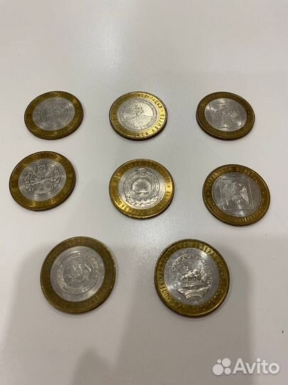 Юбилейные монеты