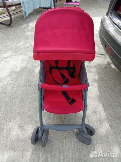 Коляска прогулочная chicco