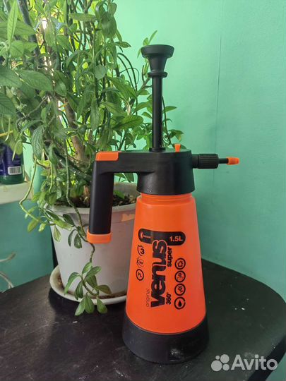 Распылитель помповый