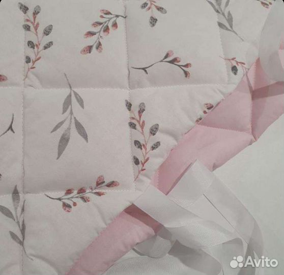 Бортики в детскую кроватку новые