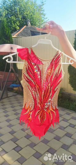 Продам купальник для гимнастики