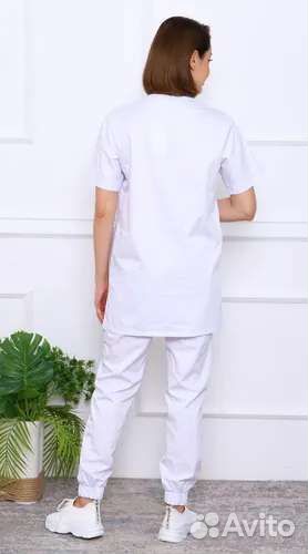 Медицинский костюм