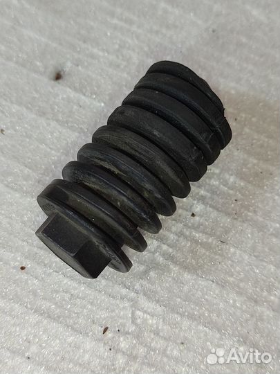 Кронштейн радиатора bmw x5 e53