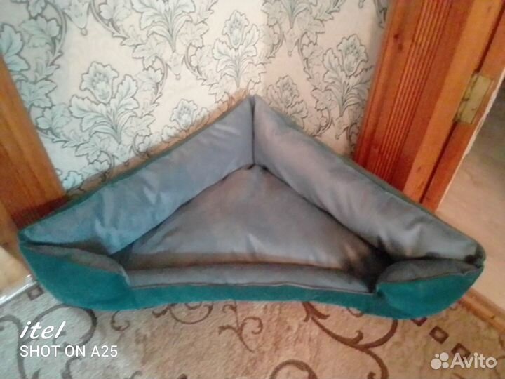 Лежанки новые для собак и кошек