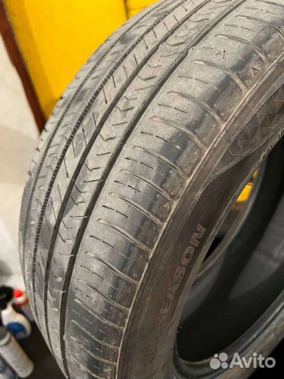 Kumho Solus TA51 215/55 R17 94V