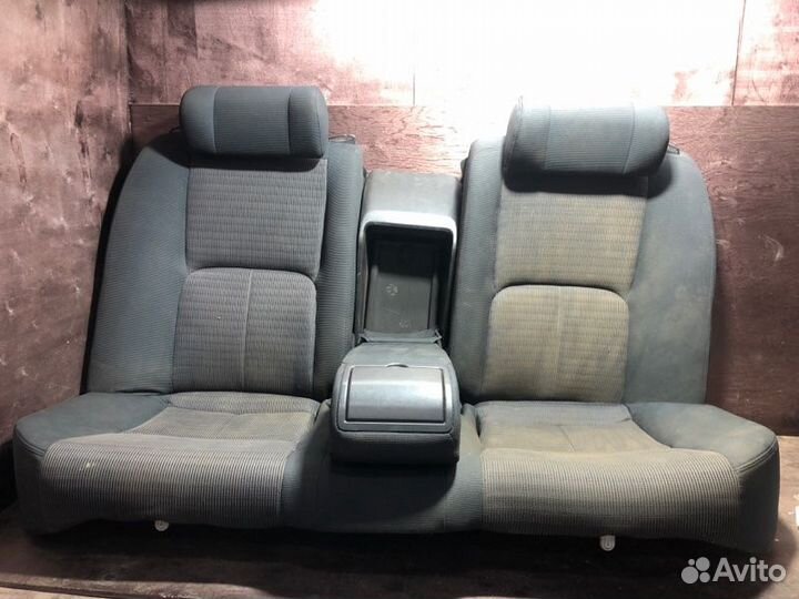 Сиденье заднее Nissan Skyline V35 VQ25DD 2005