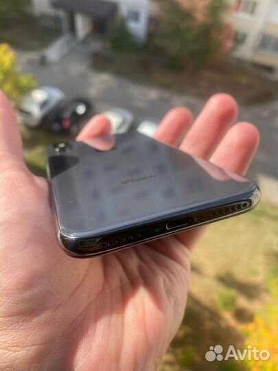 iPhone X, 64 ГБ
