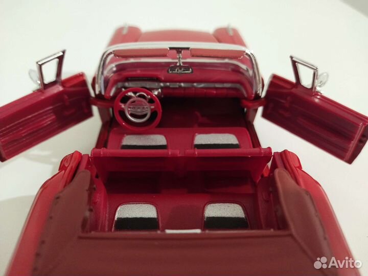 Модель 1:24, новая, металл, Chevy