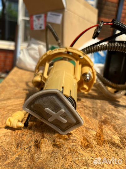 Насос топливный подкачной Land Rover