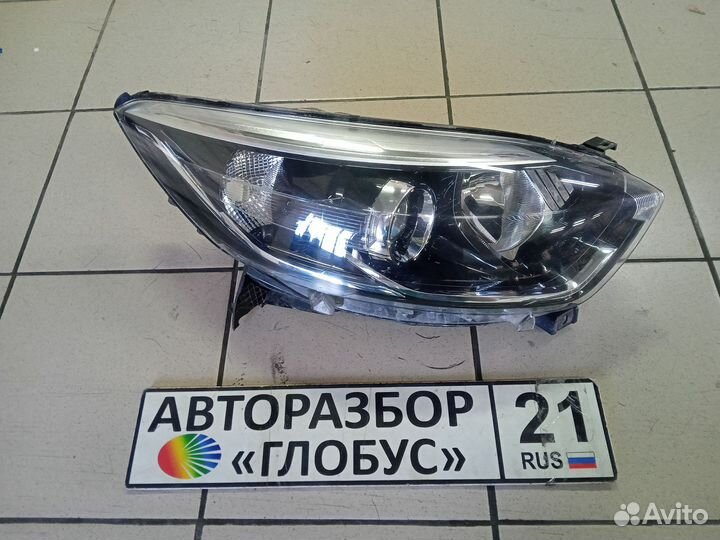 Фара правая Renault Captur Рено Каптюр