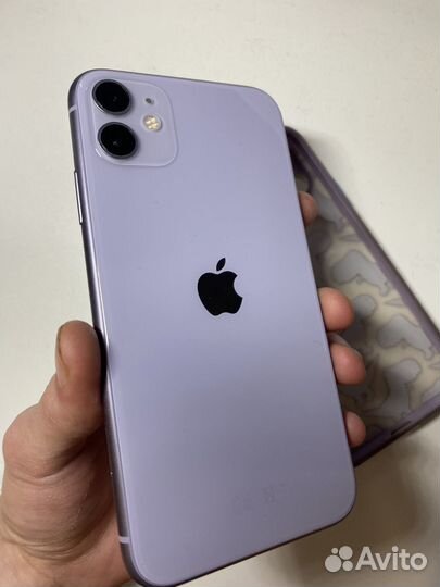 iPhone 11, 64 ГБ