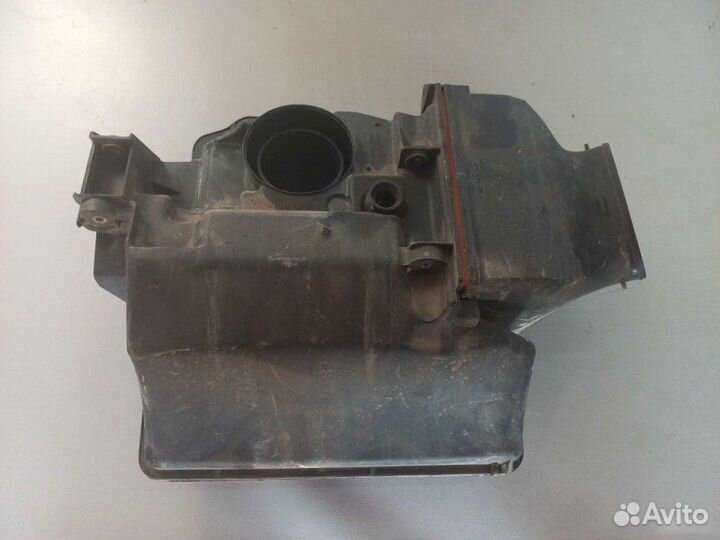 Корпус воздушного фильтра Renault Logan седан 1.6