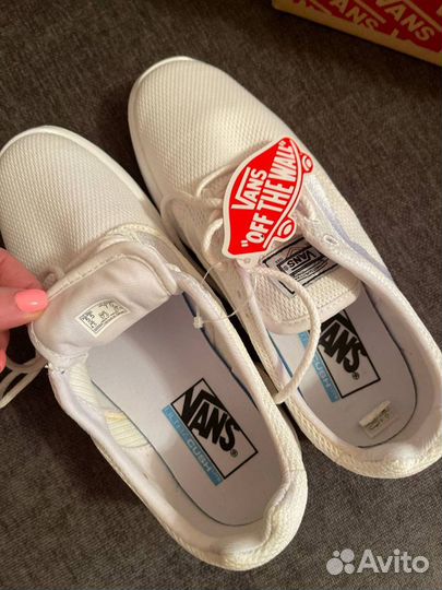 Кроссовки женские 37 размер новые vans