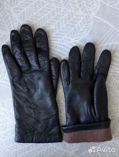 Перчатки женские кожаные 7