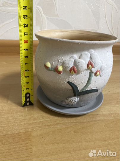Керамический горшок маленький