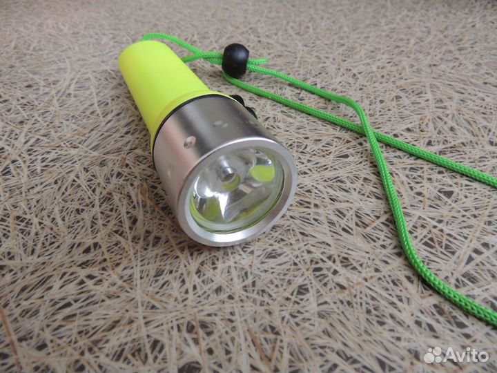 Фонарь подводный
