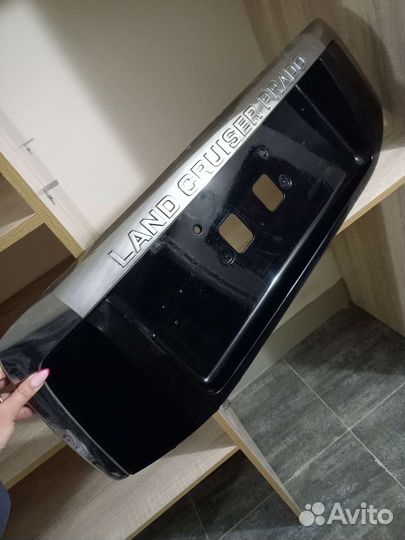 Накладка крышки багажника prado 150