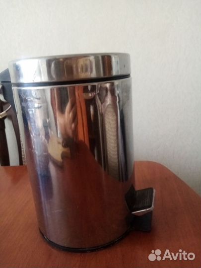 Ведро с педалькой