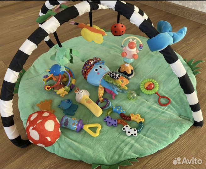 Развивающий коврик