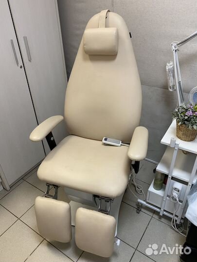 Педикюрное кресло Silver Fox
