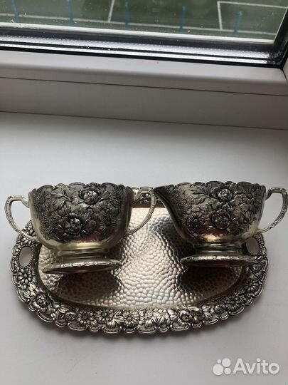 Винтажный набор.Поднос,сахарница,молочник