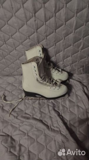 Коньки фигурные 29