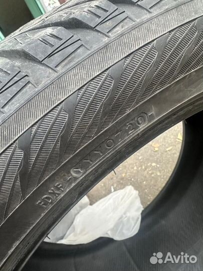 Yokohama Ice Guard IG65 275/45 R21 и 315/40 R21