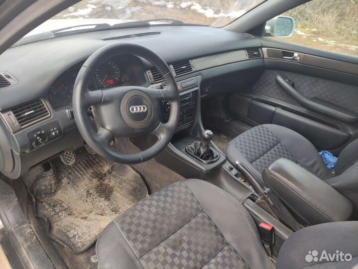 Audi A6, 1998