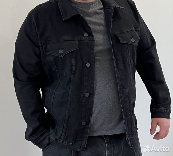 Джинсовая куртка