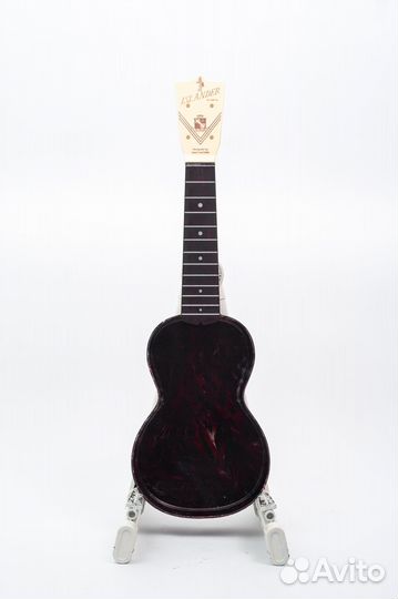 Islander ukulele пластиковый корпус укулеле