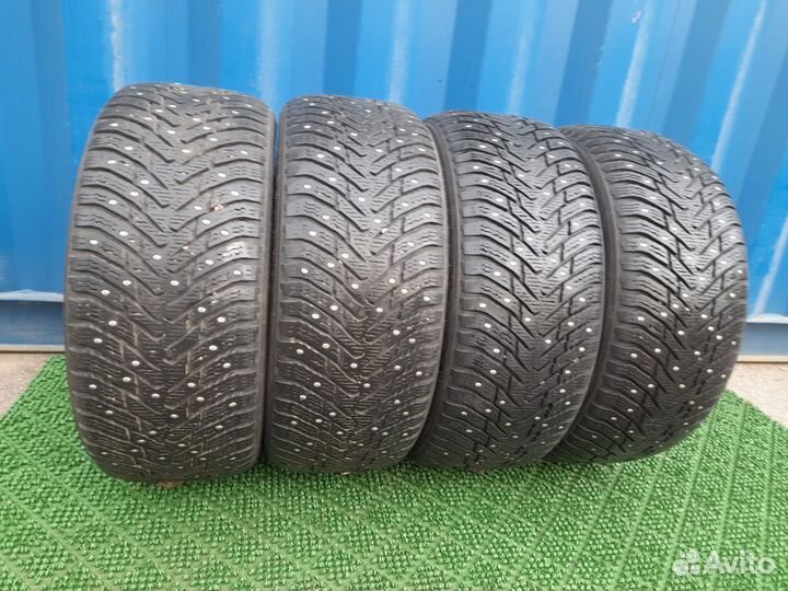 Nokian Tyres Hakkapeliitta 8 225/50 R17 116T