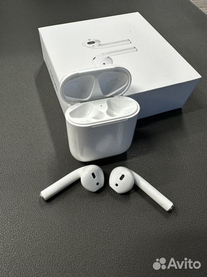 Apple Airpods 2