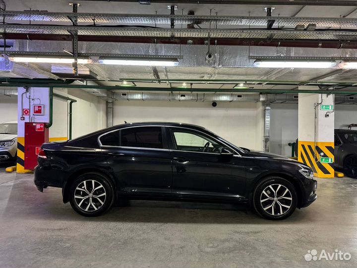 Volkswagen Passat 1.4 AMT, 2017, битый, 136 229 км